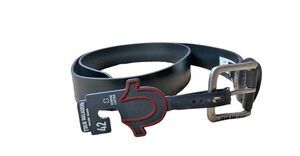 True Religion Earl Horseshoe Rivet Keeper Belt Black Mens Size 42 Leather NWT